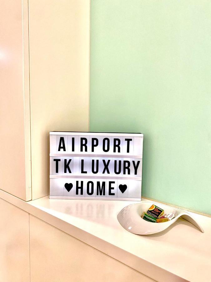 Airport Tk Luxury Home Artemida  Exteriér fotografie